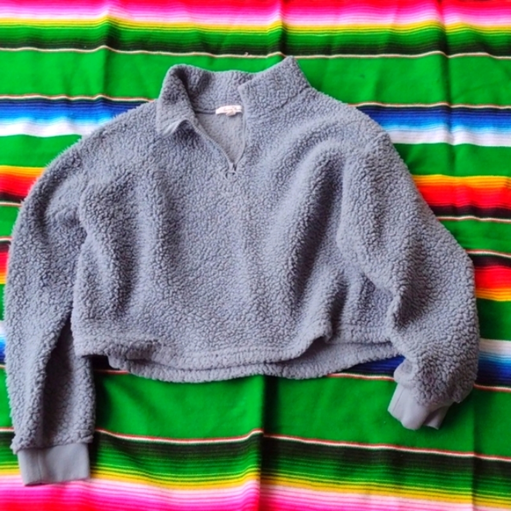 Short sweater soft fuzzy blue by Love Tree girls XL